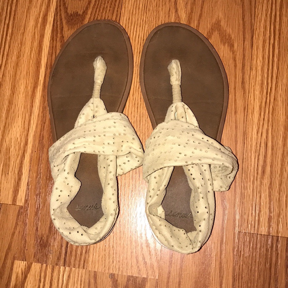 Sanuk women’s sandals